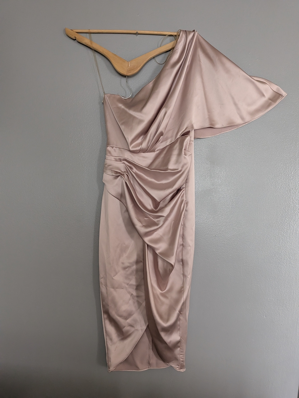One-Shoulder Satin Midi Dress in Blush